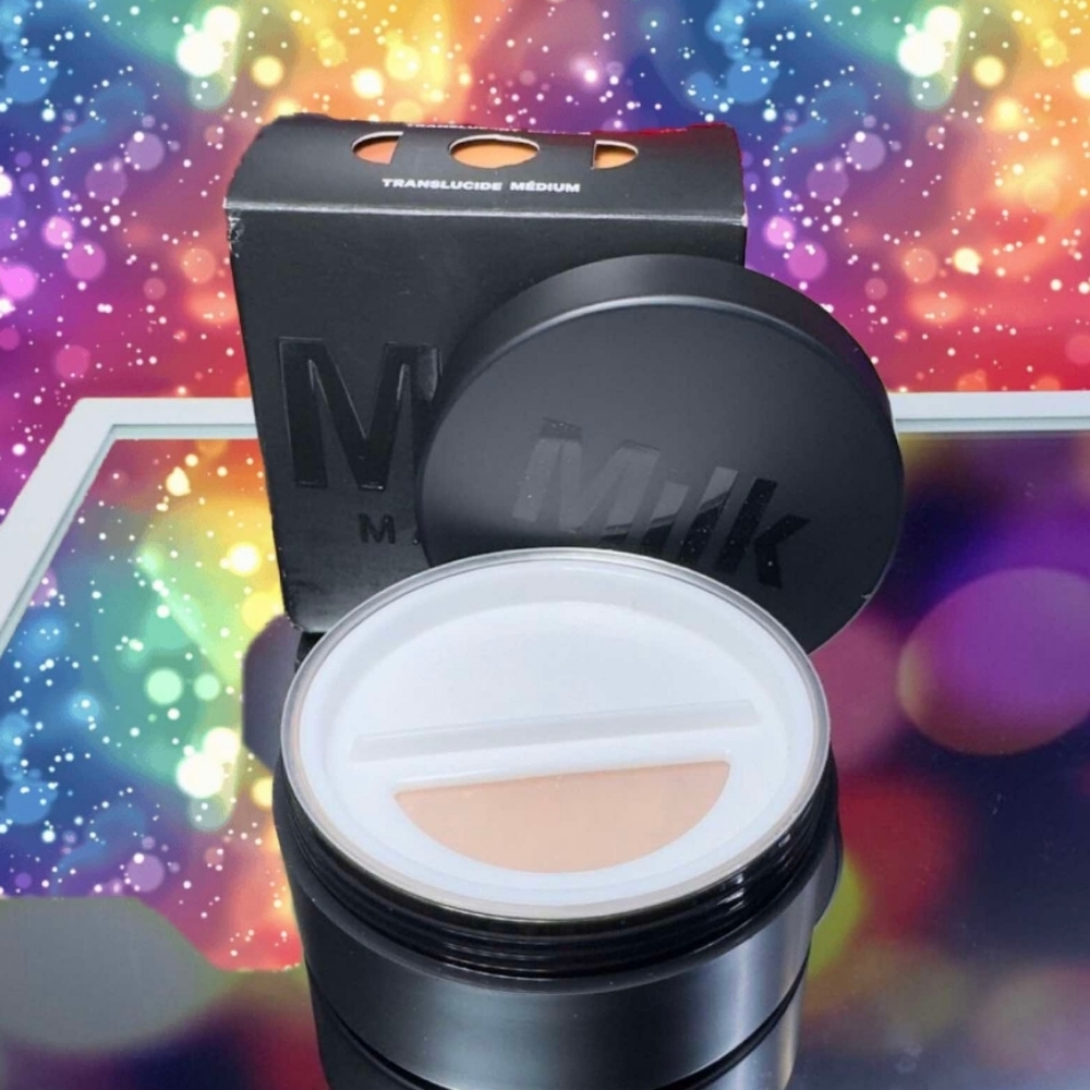 ❇️🧚‍♀️MEDIUM Milk Makeup Pore Eclipse Translucent Powder NWT
